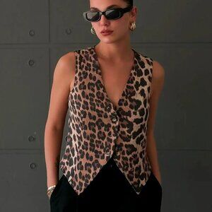 NWT - Luxevintage Modelo Leopard Vest - Size Medium